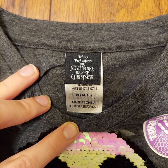 Nightmare Before Christmas sequin long sleeve - Picture 2 of 2